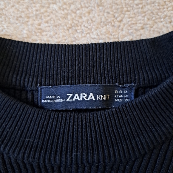 Zara Ribbed Knit Sweater Size Medium Black Crewneck Studded Chevron Pattern - Picture 9 of 12